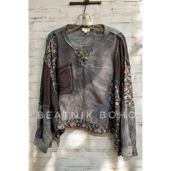 POL Charcoal Floral Mixed Fabric Thermal Top - Picture 11 of 11